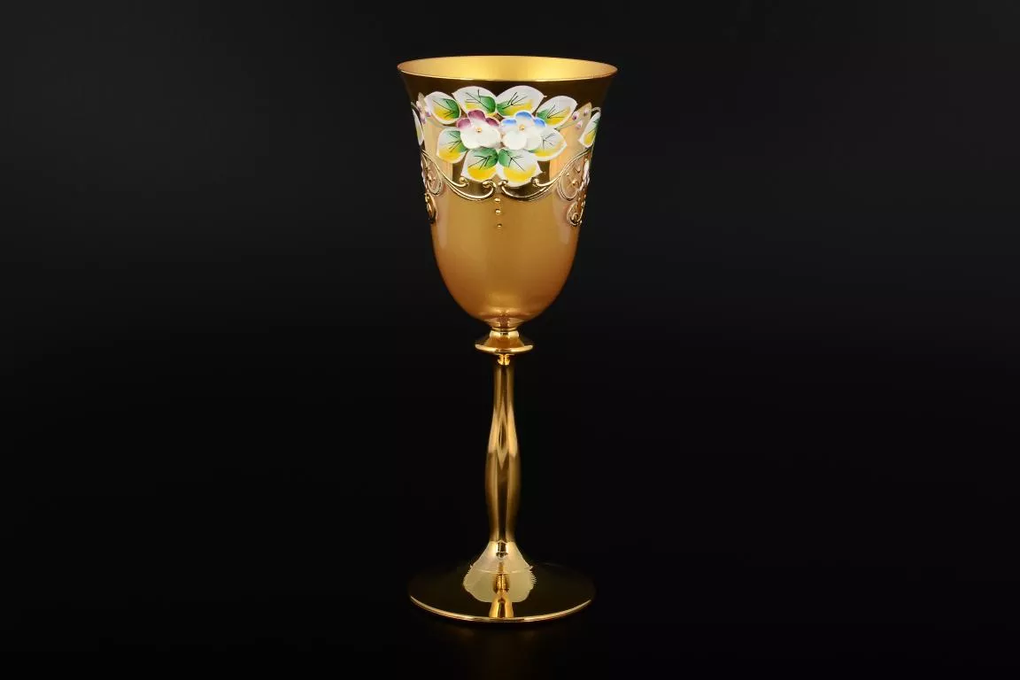Фото Набор бокалов для вина Лепка золотая E-V золотая ножка