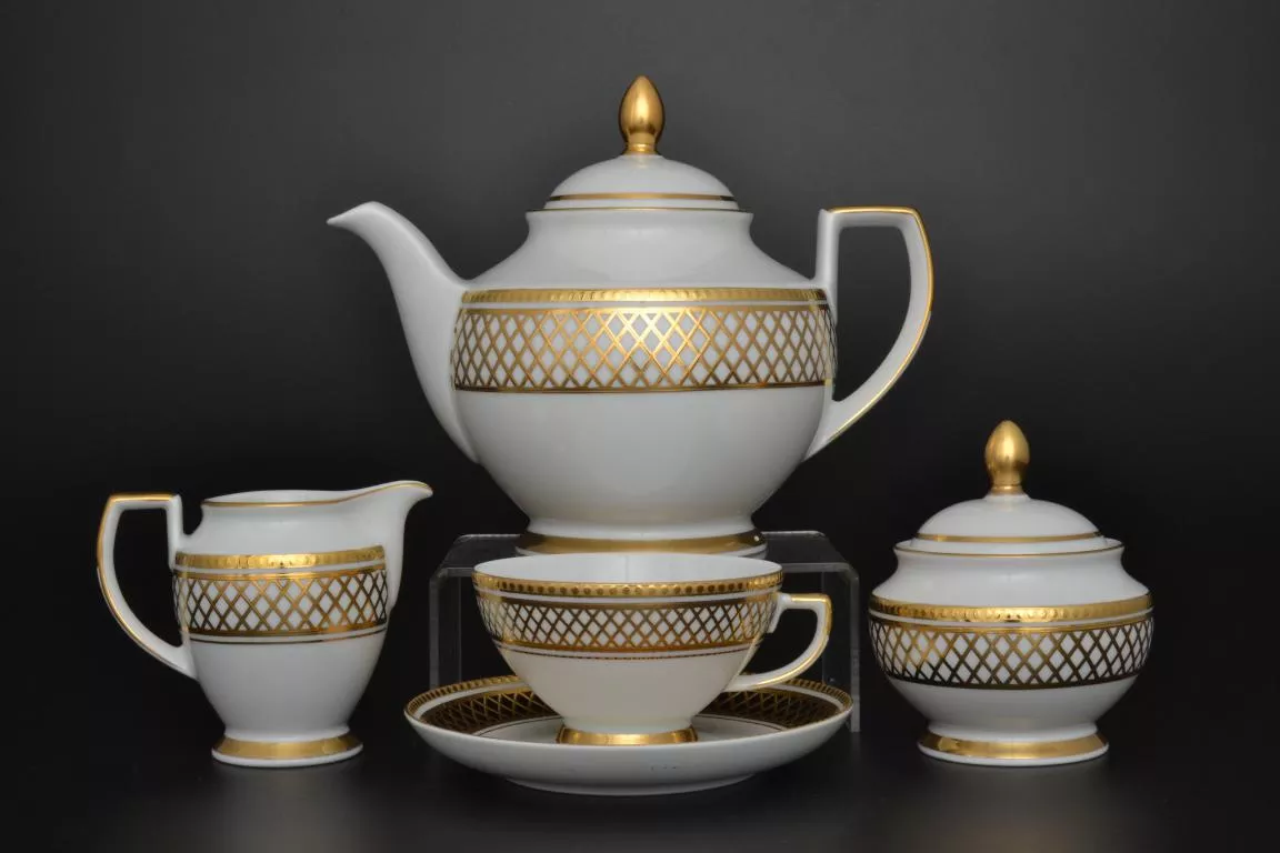 Фото Чайный сервиз на 6 персон 17 предметов St. Peterburg Gold