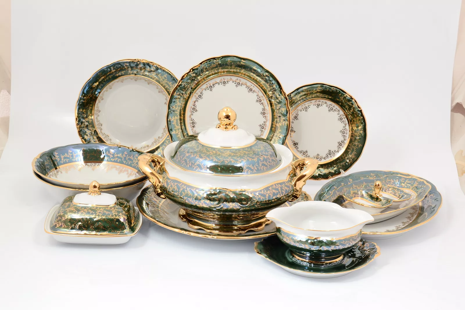 Фото Столовый сервиз на 6 персон 27 предметов Зеленый лист Sterne porcelan