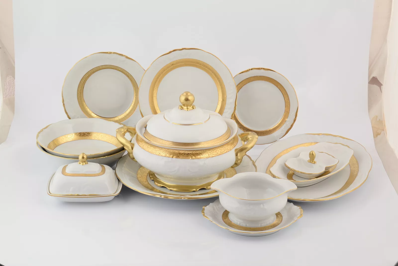 Фото Столовый сервиз на 6 персон 27 предметов Матовая лента Sterne porcelan