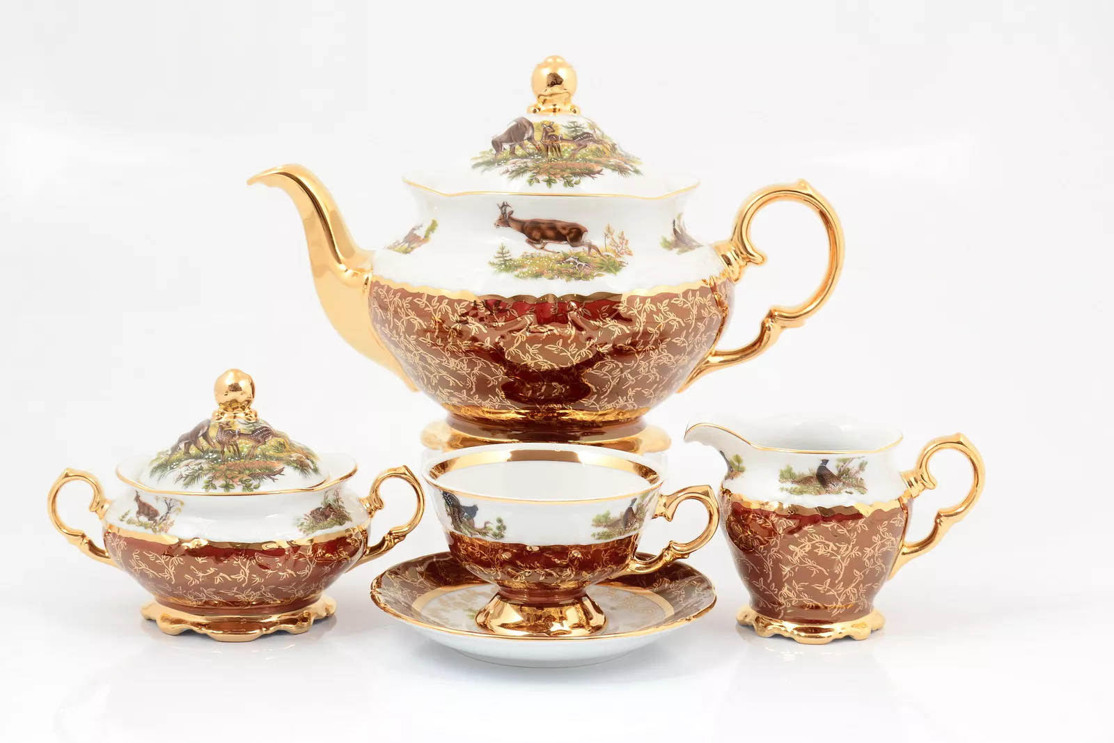 Фото Чайный сервиз на 6 персон 17 предметов Охота Красная Sterne porcelan