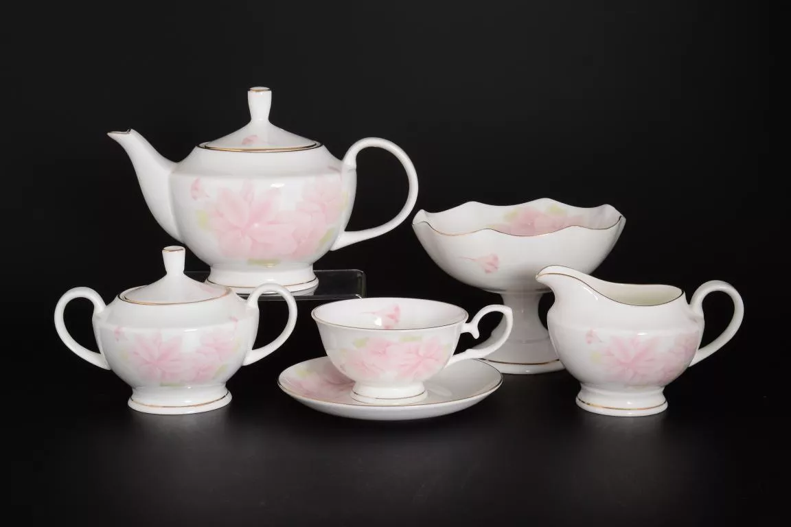 Фото Royal Чайный сервиз Розовые цветы 12пер 30пр