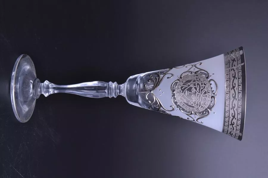 Фото Набор бокалов для вина "Версачи Глава Виктория" B-G фон платина