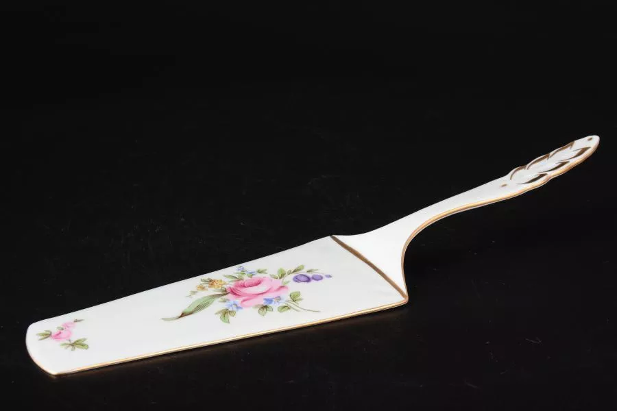 Фото Лопатка для торта 24 см Полевой цветок Корона Артикул 13101